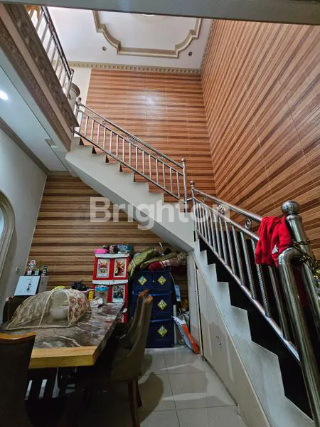 image RUMAH 3 LANTAI MEWAH SIAP HUNI – LT 160 M, 5 KAMAR, AKSES 2 MOBIL – RAWA BADAK SELATAN, JAKARTA UTARA\N (4)