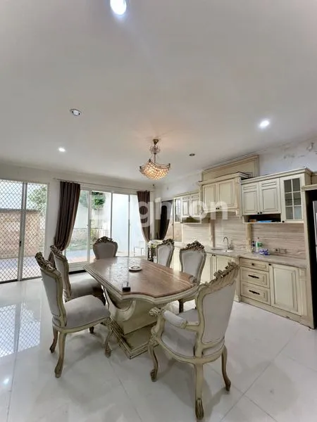 image RUMAH MEWAH 5+1 KT DI DARMAHUSADA PERMAI (5)
