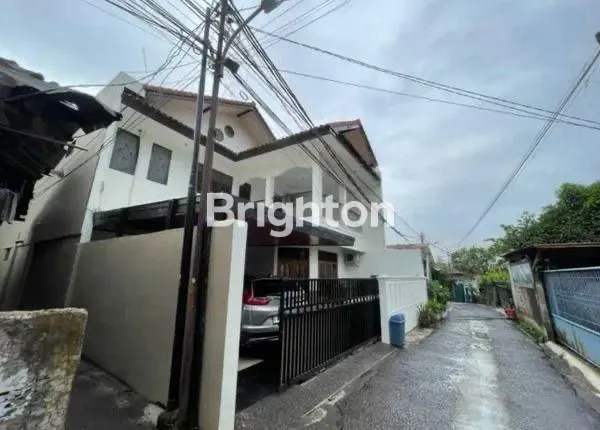 RUMAH 2 LANTAI SHM SIAP HUNI PEJATEN