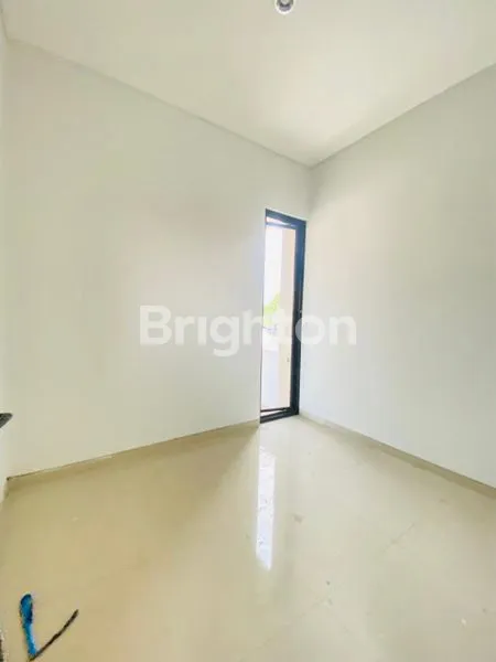 image RUMAH CANTIK DI GEDANGAN SIDOARJO  (3)