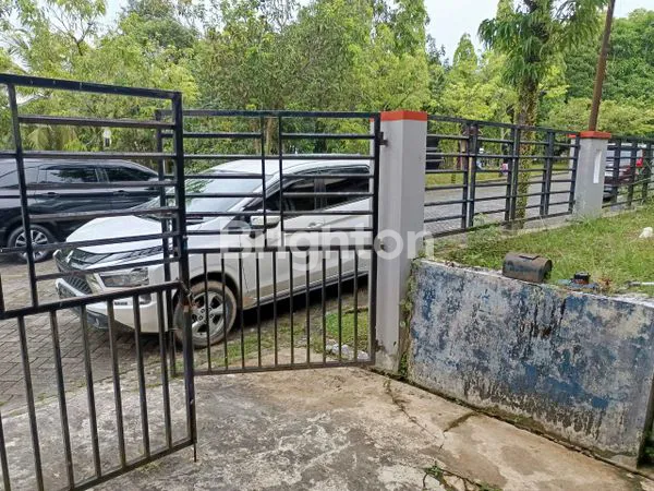 image SEWA RUMAH 3 KT SEMI FURNITURE MEDITERANIA,BALIKPAPAN BARU (2)