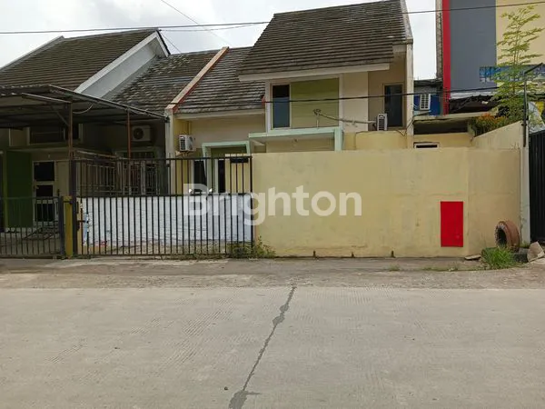 image RUMAH STRATEGIS DI GASEM PEDURUNGAN SEMARANG  (1)