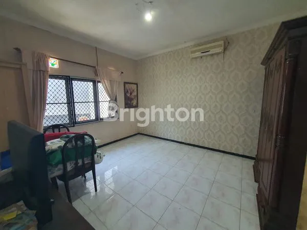 image RUMAH MEWAH LT 488M² DI WARU SIDOARJO (7)