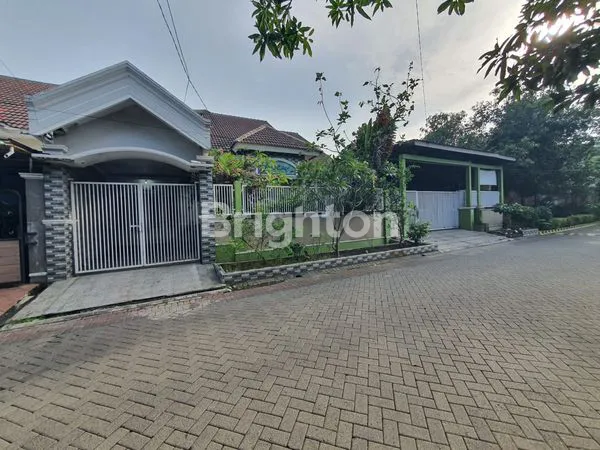 image RUMAH MEWAH LT 488M² DI WARU SIDOARJO (1)