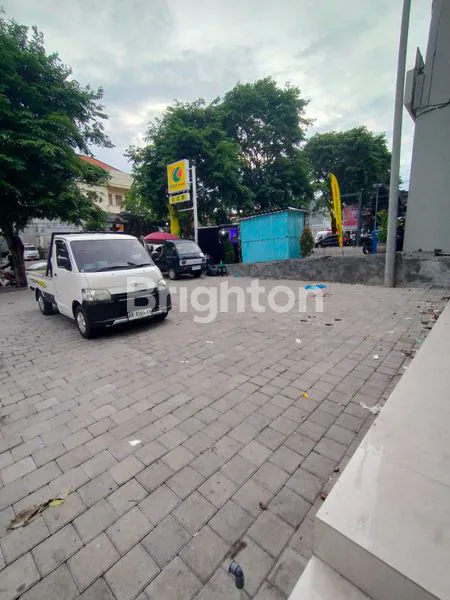 image DI SEWAKAN RUKO GANDENG 2 LANTAI SANGAT COCOK UNTUK USAHA RETAIL ,KANTOR DAN GYM /KLINIK KECANTIKAN  (3)