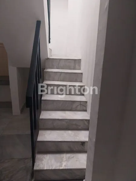 image RUMAH CITRALAND TAMAN PUSPA RAYA (6)