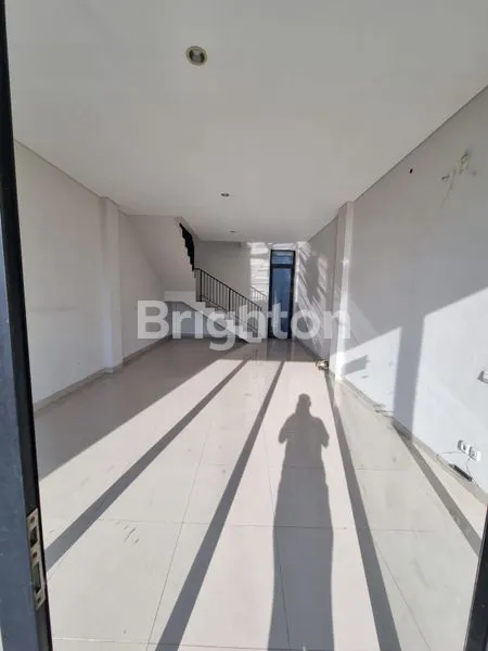 image RUKO DRIYOREJO CITRALAND CBD GRESIK (6)