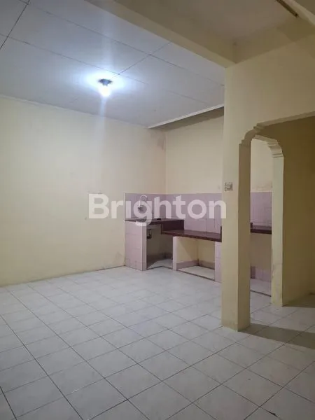 image RUMAH 2 LANTAI SIAP HUNI DI RAWA BELONG (5)