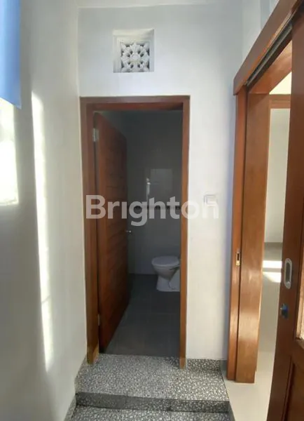 image DIJUAL RUMAH MODERN SIAP HUNI DI BATUBULAN – BONUS BIAYA BALIK NAMA & SIAP KPR! (3)