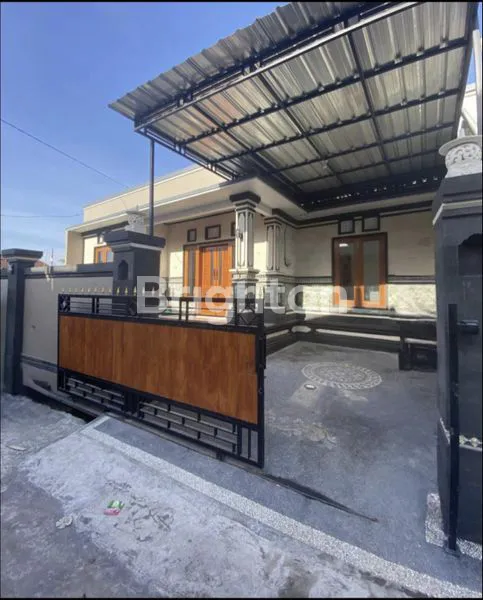 image DIJUAL RUMAH MODERN SIAP HUNI DI BATUBULAN – BONUS BIAYA BALIK NAMA & SIAP KPR! (2)