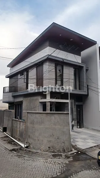 image RUMAH GRESS DI MANYAR  (1)