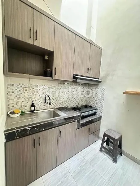 image SEWA KONTRAK RUMAH 2LANTAI GRAND PAKUWON CANBERRA TANDES TANJUNGSARI SURABAYA BARAT (3)