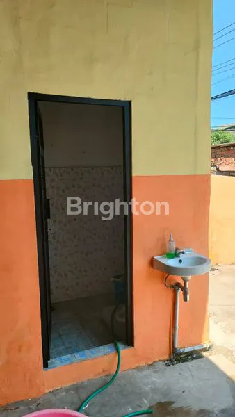 image RUMAH USAHA STRATEGIS 260M² DI KALIBOKOR SURABAYA, HARGA NEGO (6)