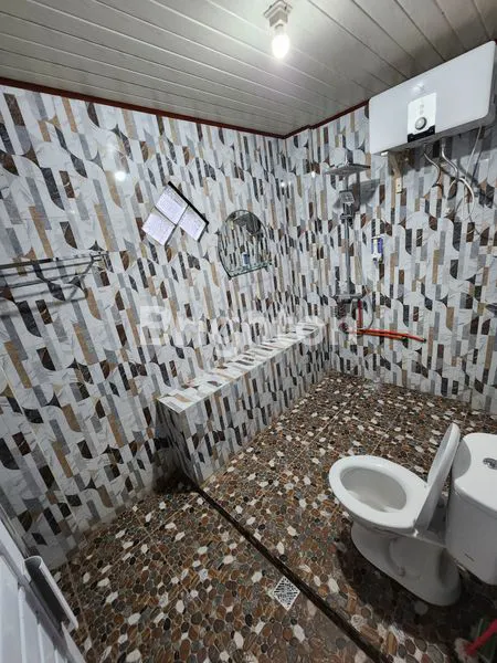 image RUMAH 3 LANTAI BANGUNAN SEMI BALI DI DALUNG PERMAI (8)