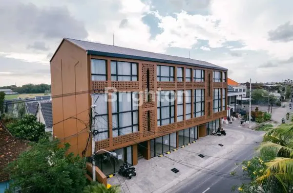 image THE LAST 3 UNITS OF COMMERCIAL SPACE STRATEGIC LOCATION IN GUNUNG SALAK KEROBOKAN (3)