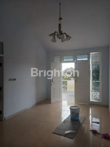 image DI JUAL RUMAH MURAH DI CIOMAS DENGAN KAMAR TIDUR 4 DAN KAMAR MANDI 3, 10 MENIT KE PUSAT KOTA BOGOR, 15 MENIT KE STASIUN BOGOR, 20-30 MENIT KE GERBANG TOL, 15 MENIT KE ALUN-ALUN BOGOR (2)