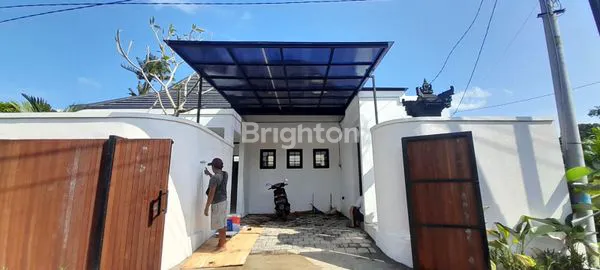 image FOR RENT NEW VILLA READY 4 BEDROOMS NEAR KEDUNGU BEACH (8)