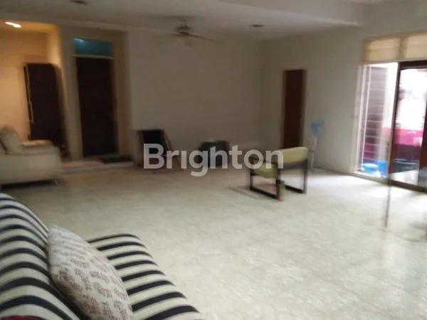 image RUMAH KOST DI GROGOL - LOKASI STRATEGIS DEKAT KAMPUS & MALL (5)