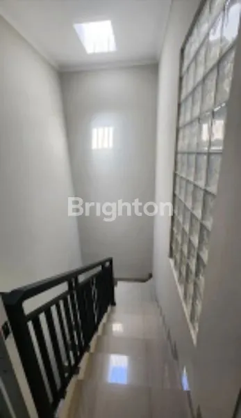 image RUMAH DI TANJUNG DUREN, JAKARTA BARAT (7)