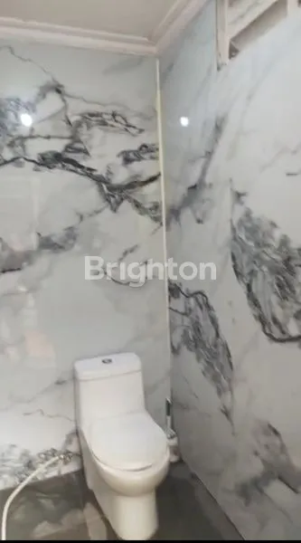 image RUKO STRATEGIS DI BOULEVARD GRAHA RAYA – LOKASI PREMIUM, COCOK UNTUK USAHA & INVESTASI! (3)