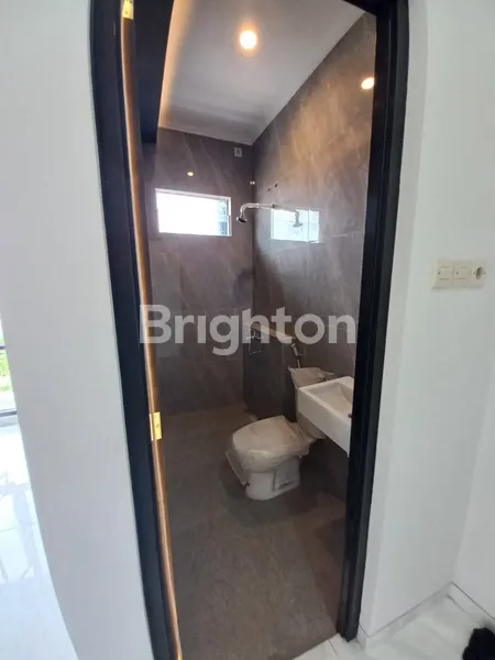 image RUMAH BARU GRESS MODERN MINIMALIS KLAMPIS WISMA MUKTI (8)