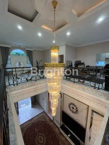 image RUMAH MEWAH FULL INTERIOR + GYM & KOLAM RENANG (5)