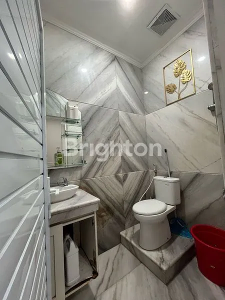 image RUMAH MEWAH FULL INTERIOR + GYM & KOLAM RENANG (7)