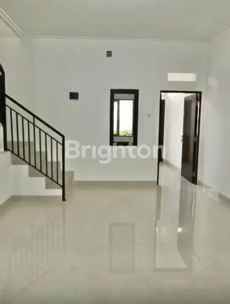 image RUMAH BARU 3 LANTAI ROW 2 MOBIL DI DURI KEPA DEKAT TANJUNG DUREN (3)