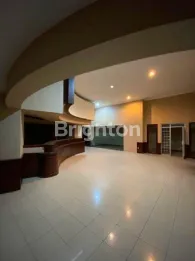 image GEDUNG EX BANK DAN KANTOR STRATEGIS DI PINGGIR JALAN KEMBANGSARI & PANDANSARI SEMARANG (4)