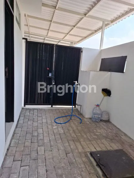 image RUMAH 2 LANTAI LAKARSANTRI  DEKAT KAMPUS UNESA, UNIVERSITAS CIPUTRA ,CITRALAND SURABAYA ( 162 ) (6)