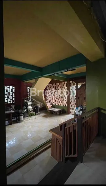 image RUMAH 3 LANTAI STRATEGIS DI RAYA LONTAR, LT 242M² (2)