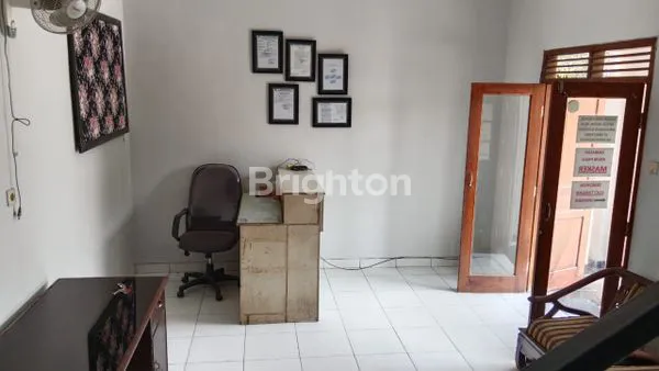 image DISEWAKAN RUMAH 2 LANTAI BISA UNTUK KANTOR DI DAERAH MAKAM HAJI (5)