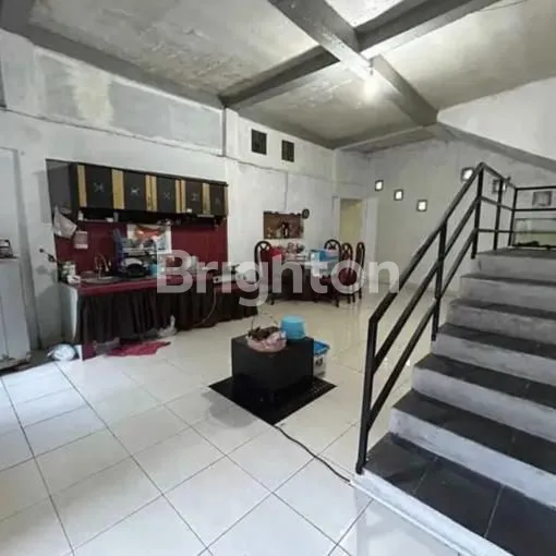 image RUMAH STRATEGIS 5 LANTAI, DEKAT SAUNG ANGKLUNG UDJO & GOR TRILOKA (1)