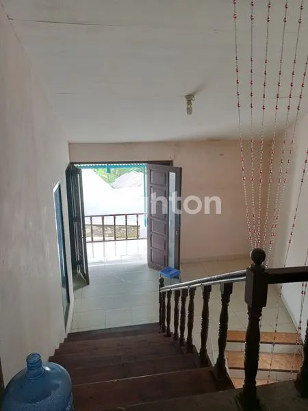 image RUMAH STRATEGIS 5 LANTAI, DEKAT SAUNG ANGKLUNG UDJO & GOR TRILOKA (5)