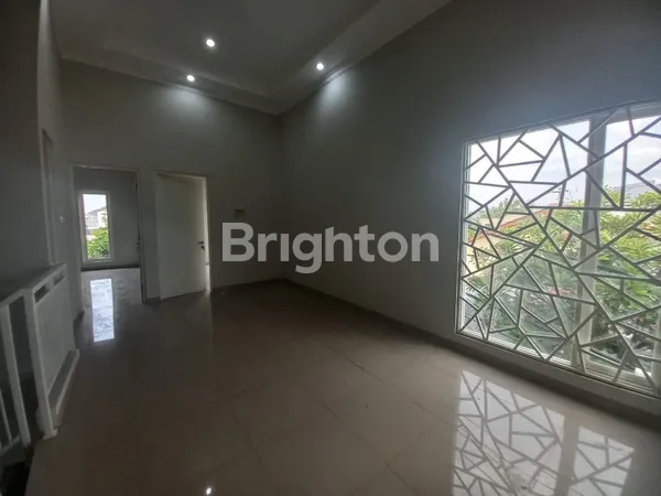 image RUMAH HOOK SUTOREJO STRATEGIS DEKAT RS UNAIR DAN GALAXI MALL (6)