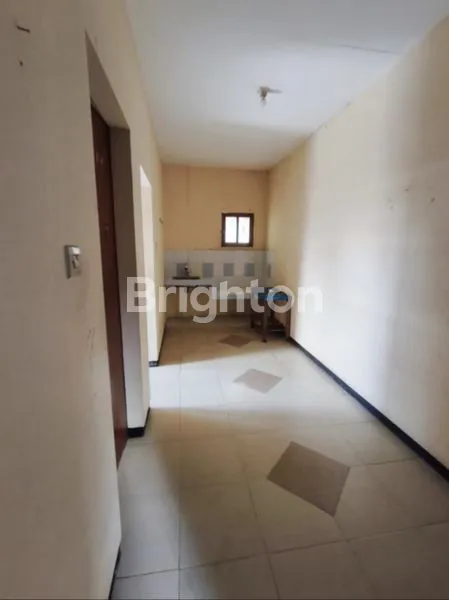 image RUMAH HOOK DI AREA TENGAH KOTA MALANG (4)