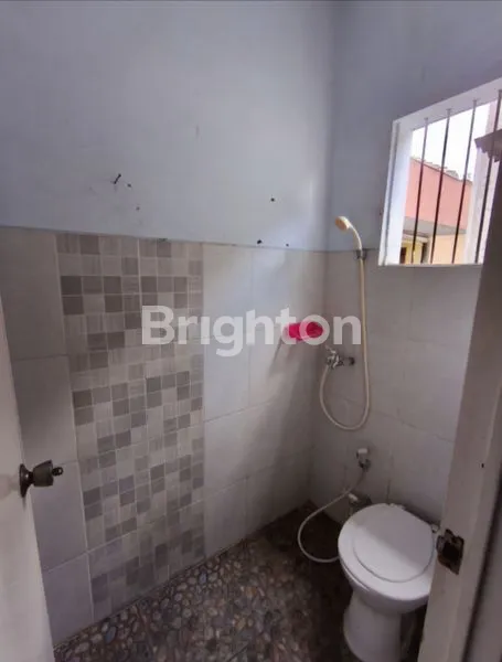 image RUMAH HOOK DI AREA TENGAH KOTA MALANG (5)