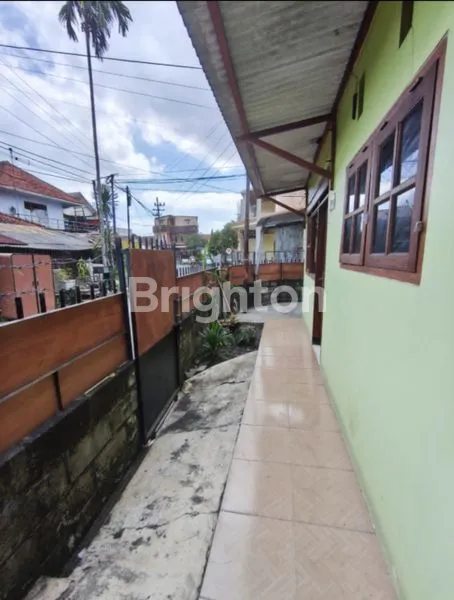image RUMAH HOOK DI AREA TENGAH KOTA MALANG (2)