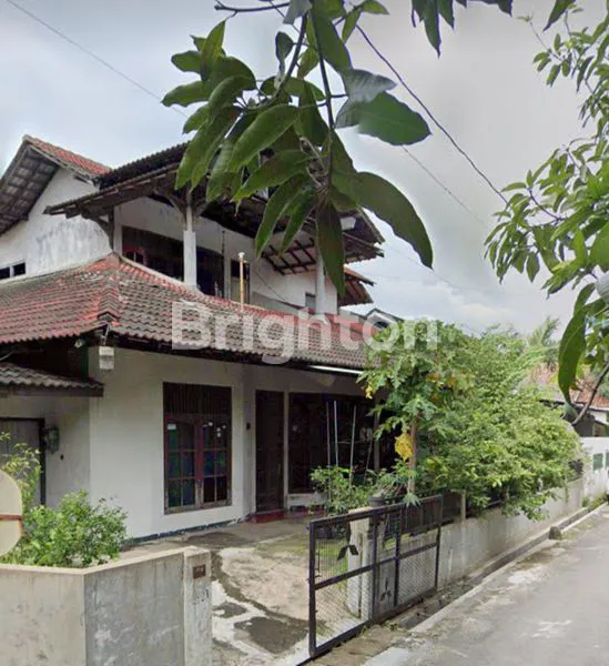 image RUMAH TENGAH KOTA STRATEGIS LOKASI PUSPONJOLO SEMARANG BARAT (3)