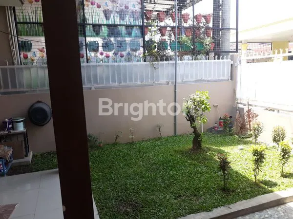 image RUMAH CANTIK TENGAH KOTA BELAKANG TERKENAL JLN GATOT SUBROTO (3)