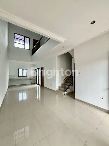image RUMAH BARU SIAP HUNI STRATEGIS DEKAT UNIVERSITAS TERBUKA PONDOK CABE TANGERANG SELATAN (2)