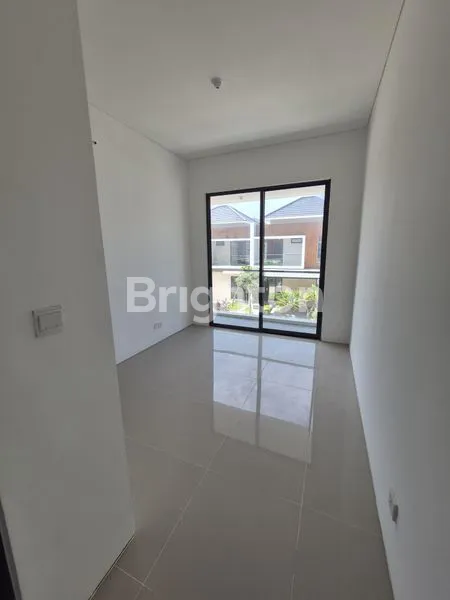 image RUMAH MEWAH 2 LANTAI DI BATAM CENTRE (3)