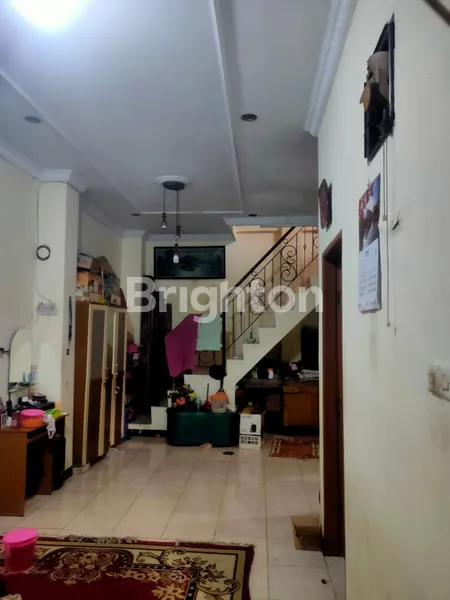image RUMAH 2 LANTAI DI KALIDERES JAKARTA BARAT (8)