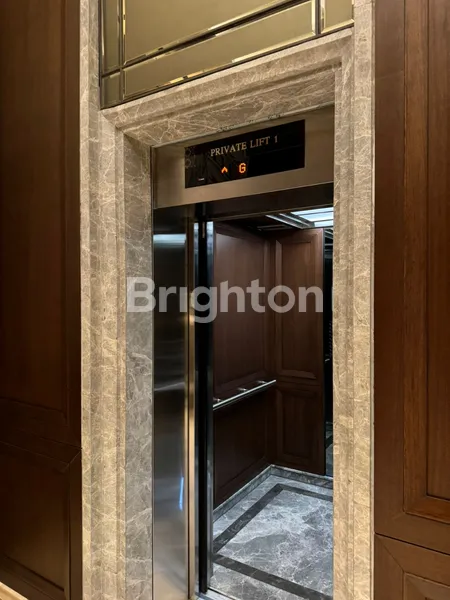 image APARTEMEN LA RIZ MANSION PAKUWON CITY, FULL FURNISH DENGAN PRIVATE LIFT (1)