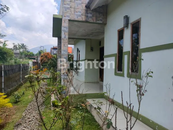 image JARANG ADA! RUMAH SEMI VILLA KOKOH 3KT DI LAHAN VILLA 1.436M² + PARKIR 6 MOBIL PARAKAN CIOMAS BOGOR (2)