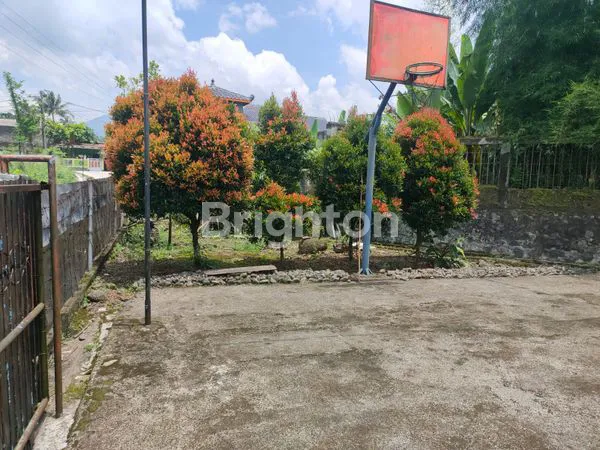 image JARANG ADA! RUMAH SEMI VILLA KOKOH 3KT DI LAHAN VILLA 1.436M² + PARKIR 6 MOBIL PARAKAN CIOMAS BOGOR (5)
