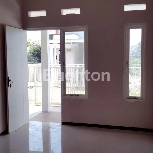 image RUMAH MINIMALIS SIAP HUNI DI JOYO AGUNG (3)