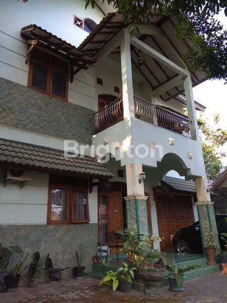 RUMAH ASRI DEKAT BANDARA ADISUCIPTO