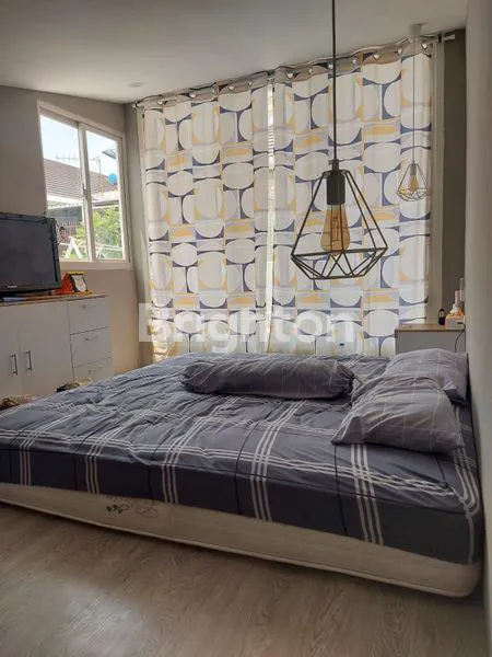 image RUMAH 2M-AN DI CITRALAND UTAMA! RUMAH ADA KOLAM RENANG LOKASI STRATEGIS TERDEPAN WEST RADIAL ROAD! DEKAT GWALK, DEKAT PAKUWON MALL, DEKAT UNIVERSITAS CIPUTRA, DEKAT RUMAH SAKIT! (8)