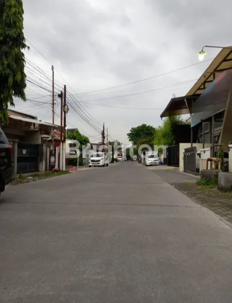 image DIJUAL RUMAH 2 LANTAI SIAP PAKAI DI KOTA SEMARANG (7)